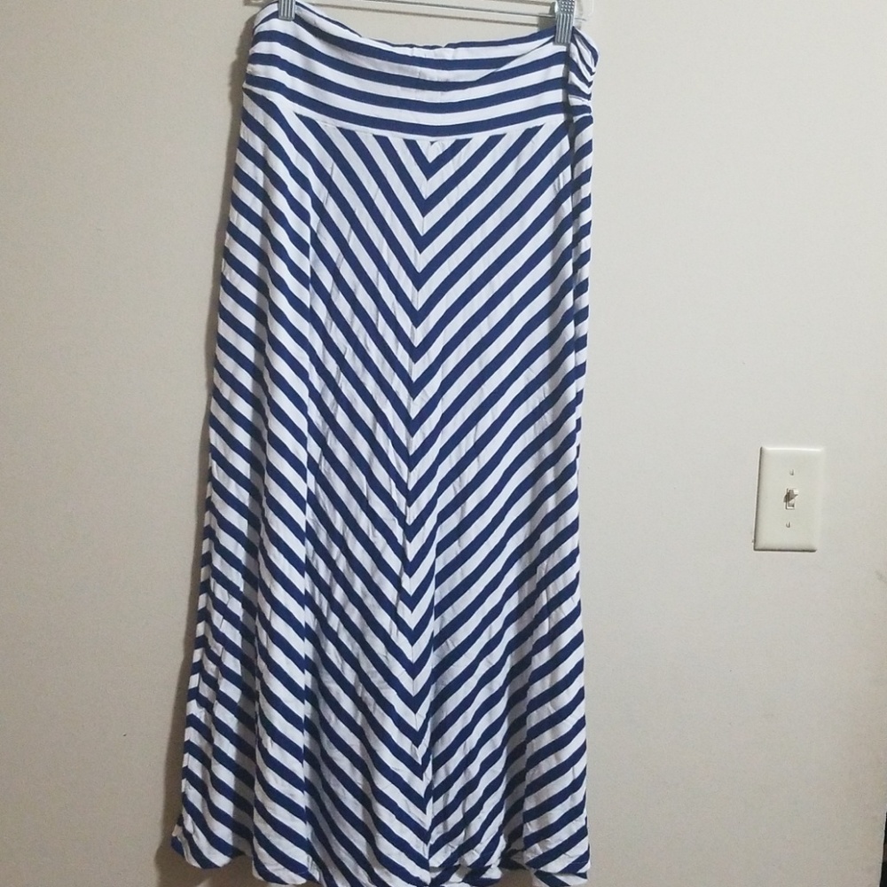 Maxi skirt